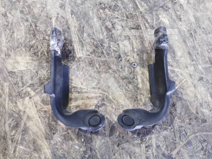 Уплотнительная резинка двери багажника SR50