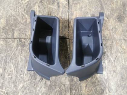 Накладка на порог салона J210G