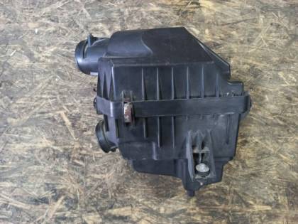 Корпус воздушного фильтра RE4