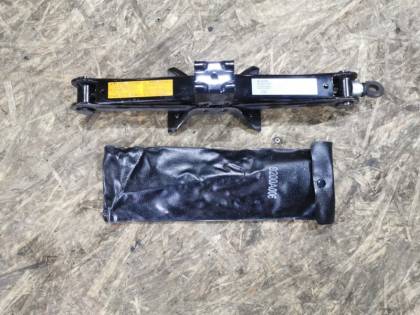 Поддомкратник CW6W