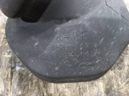 Пыльник рулевой колонки ZZE122