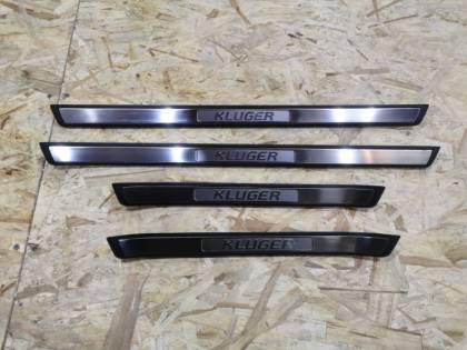 Накладка на порог салона MCU25