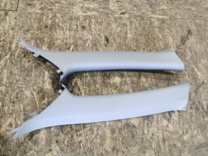 Накладка на стойку кузова CW6W