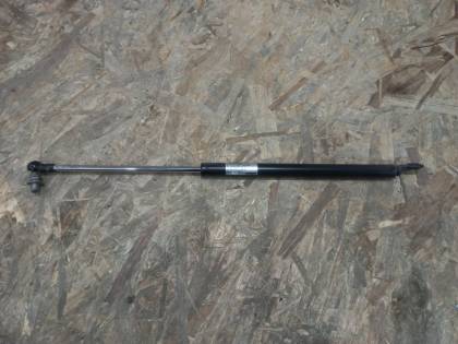 Амортизатор двери багажника TDA4W