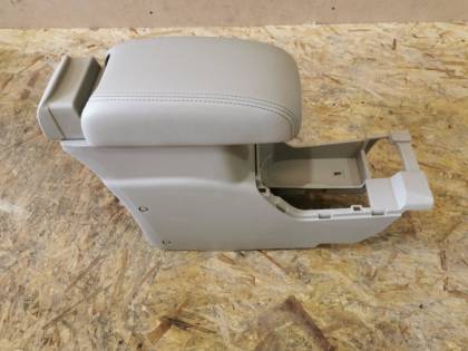 Подлокотник CW6W