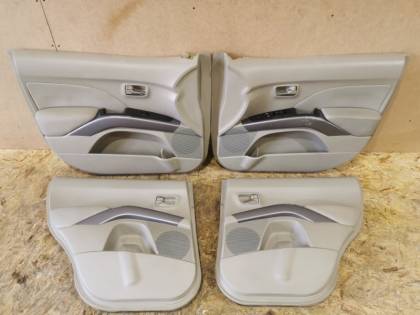 Обшивка двери КОЖА CW6W