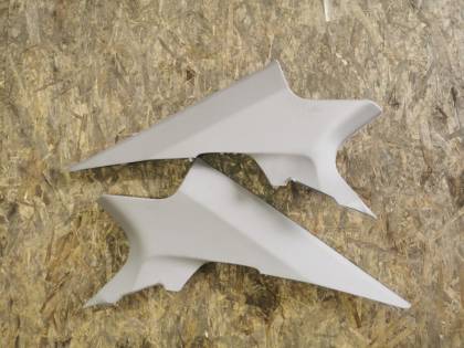 Накладка на стойку кузова CU1