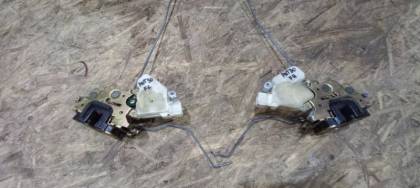 Замок боковой двери PNT30