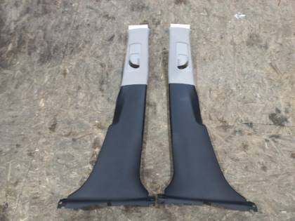 Накладка на стойку кузова AGL10