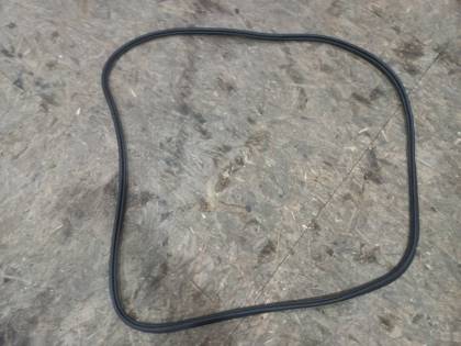 Уплотнительная резинка багажника AGL10