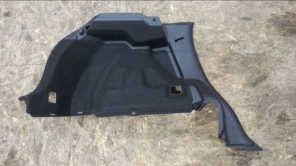 Обшивка багажника GA3W