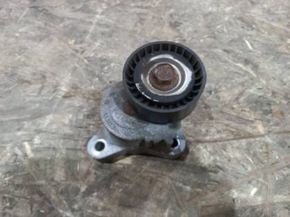 Ролик натяжной навесного оборудования GA3W