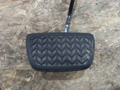 Педаль тормоза MCU25