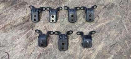 Петля двери PNT30