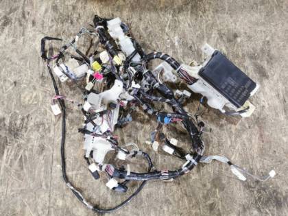 Проводка под торпедо ZZE124