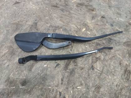 Держатель щетки стеклоочистителя GSU35