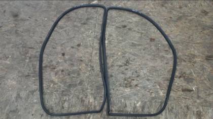 Уплотнитель проема двери ACA33