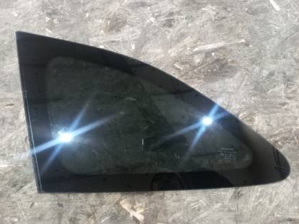 Форточка багажника VM4