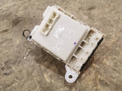 Блок предохранителей салонный ACA33