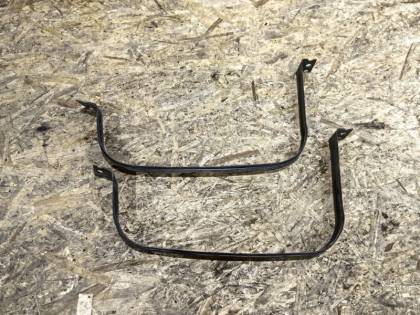 Крепление топливного бака 5NCTH