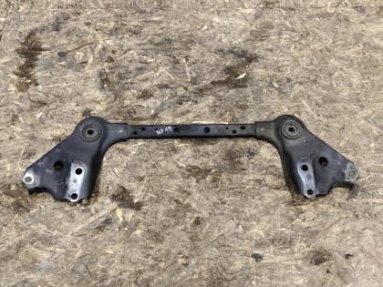 Крепление балки подвески NF15