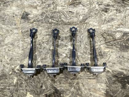 Ограничитель двери NF15