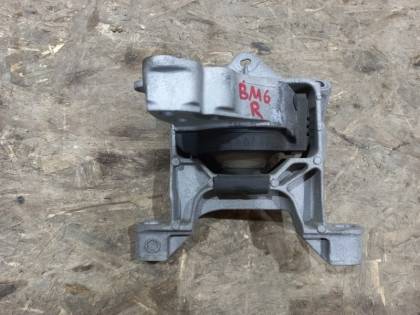 Подушка двигателя правая BM6FJ