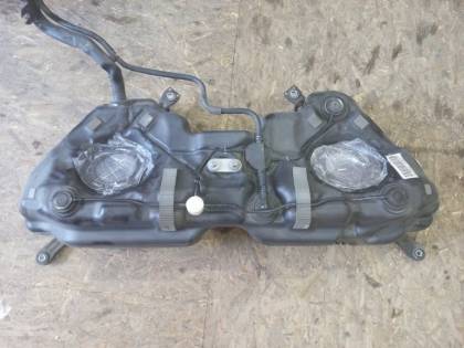 Бак топливный 204048