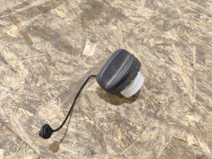 Крышка топливного бака VM4