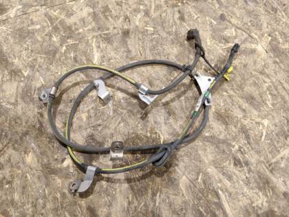 Провод стояночного тормоза VM4