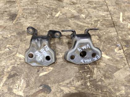 Петля двери VM4