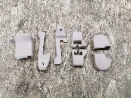 Заглушка крепления сиденья SXM10