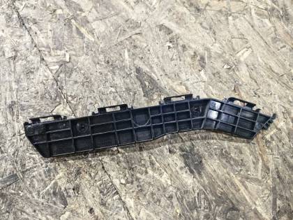 Крепление бампера GGL16