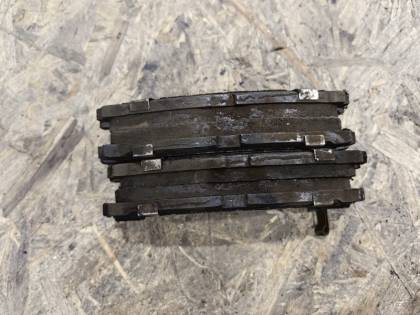 Колодки тормозные MCU35