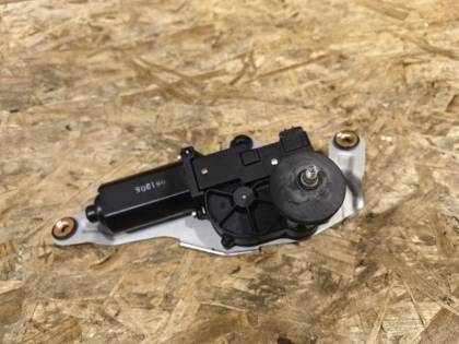 Моторчик заднего дворника S50