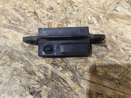 Кнопка открывания багажника GGL16