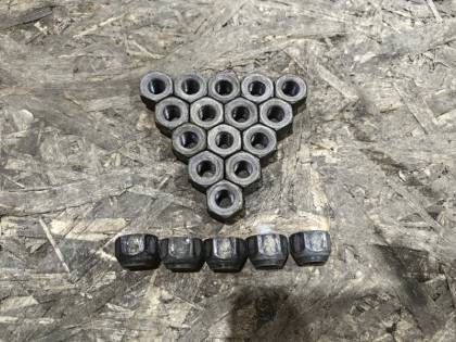 Гайка на колесо BM6FJ