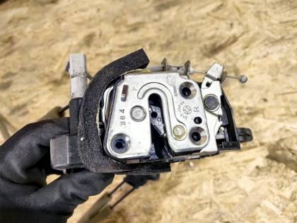 Замок двери PNZ51