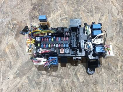 Блок предохранителей салонный TDA4W