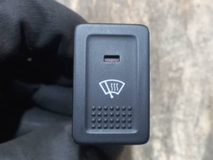 Кнопка обогрева лобового стекла TDA4W