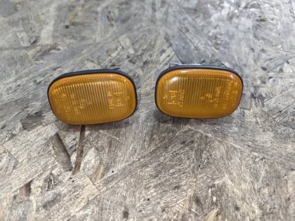 Повторитель поворота в крыло SR50