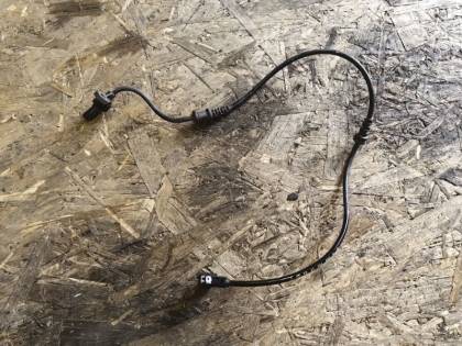 Датчик ABS 204048