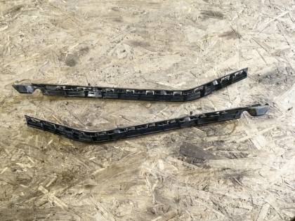 Крепление бампера 204048