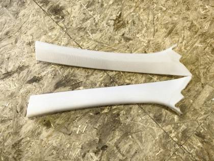 Накладка на стойку кузова 204048