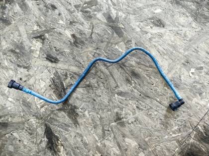 Трубка топливная 204048