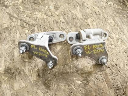 Петля двери 204048