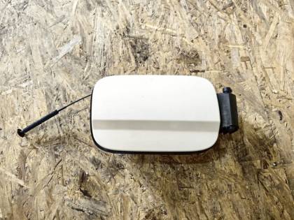 Лючок топливного бака 204048