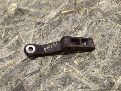 Кронштейн АКПП PNZ51