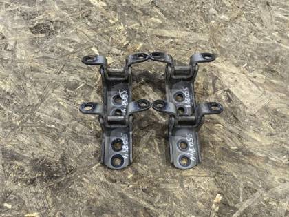 Петля двери S50