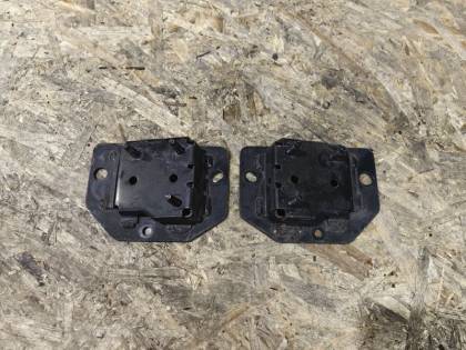 Кронштейн усилителя бампера PNZ51